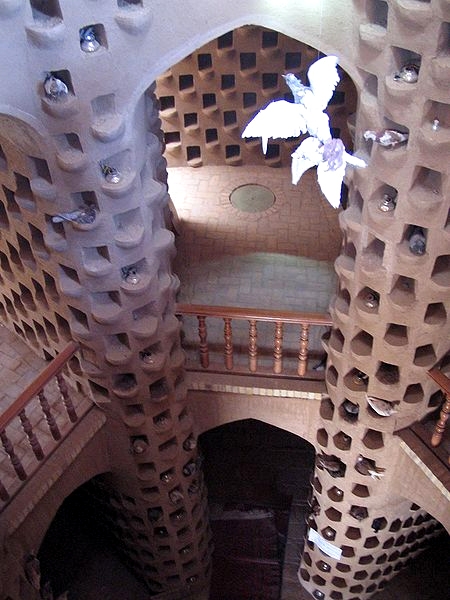 کبوترخانه میبد