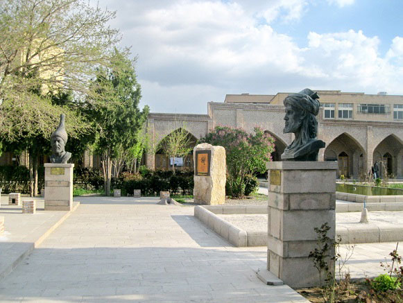 مقبره دو کمال تبریز