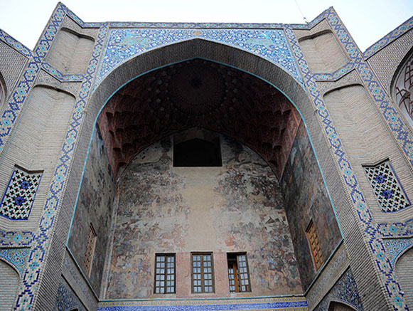 سردر قیصریه اصفهان