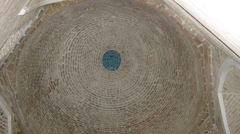 بقعه شیخ اسحاق هریس
