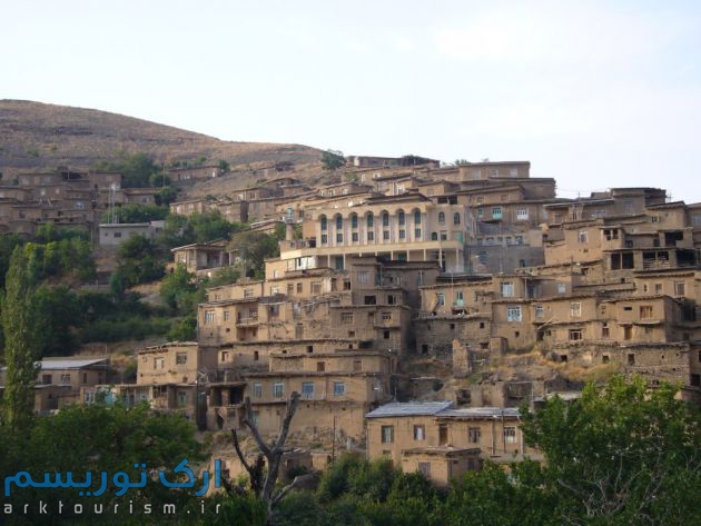 روستای دیزباد