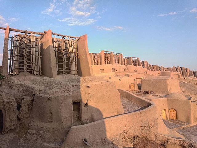 آسبادهای خواف