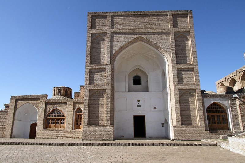 آرامگاه قطب الدین حیدر