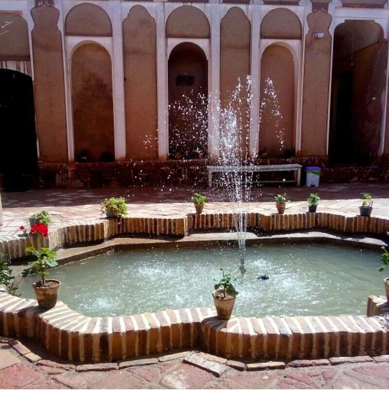 اقامتگاه قوامیه ریاب