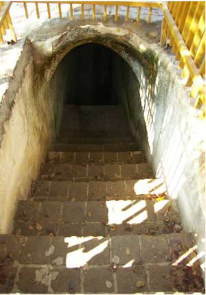 قنات مون اردستان