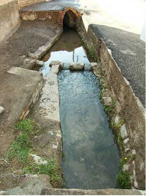 قنات مون اردستان