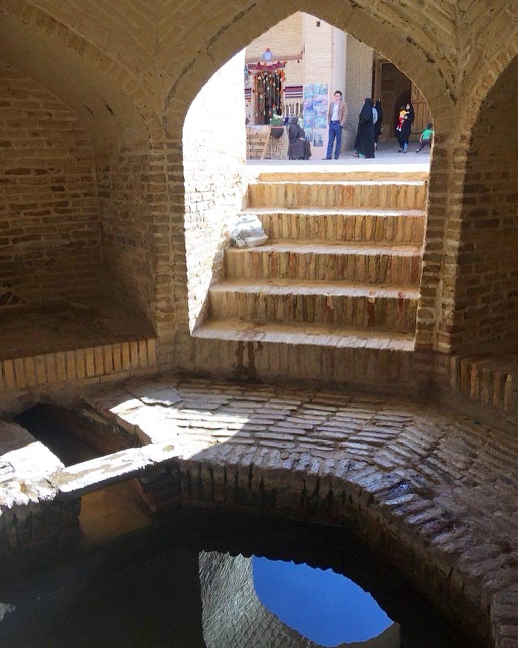 کاروانسرای عباسی میبد