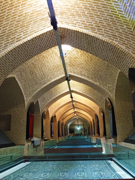 کاروانسرای عباسی میبد