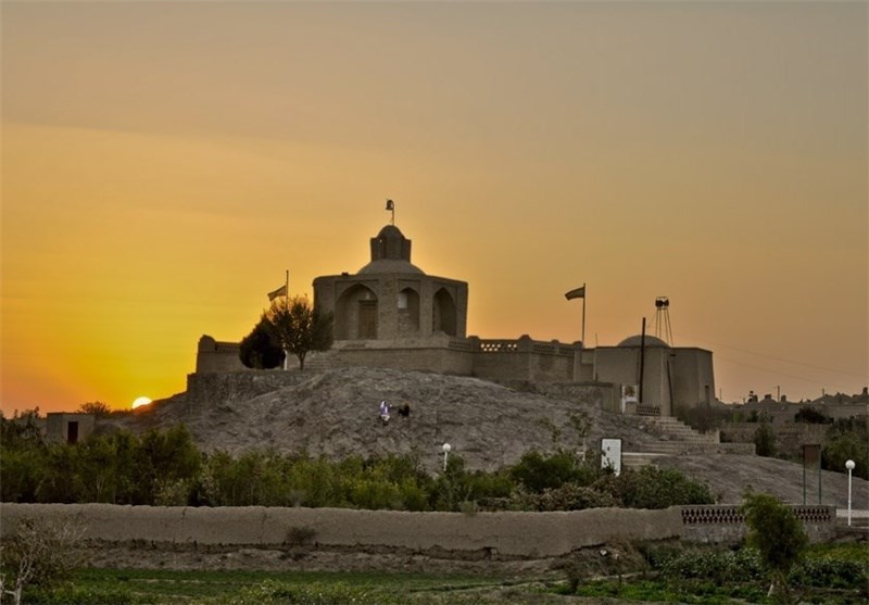 آرامگاه ابن حسام خوسفی