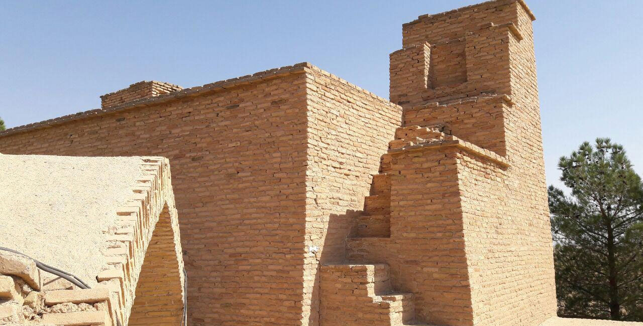 آرامگاه شیخ علاءالدوله سمنانی