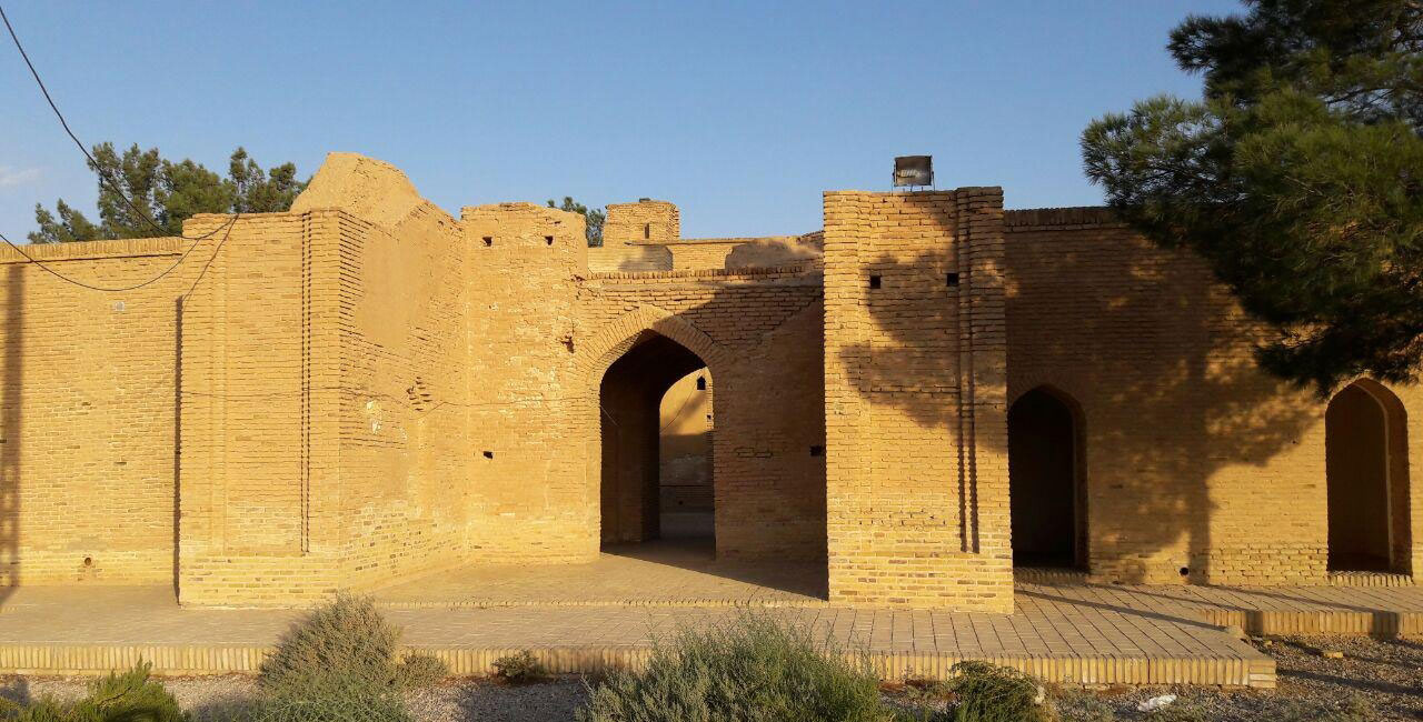 آرامگاه شیخ علاءالدوله سمنانی