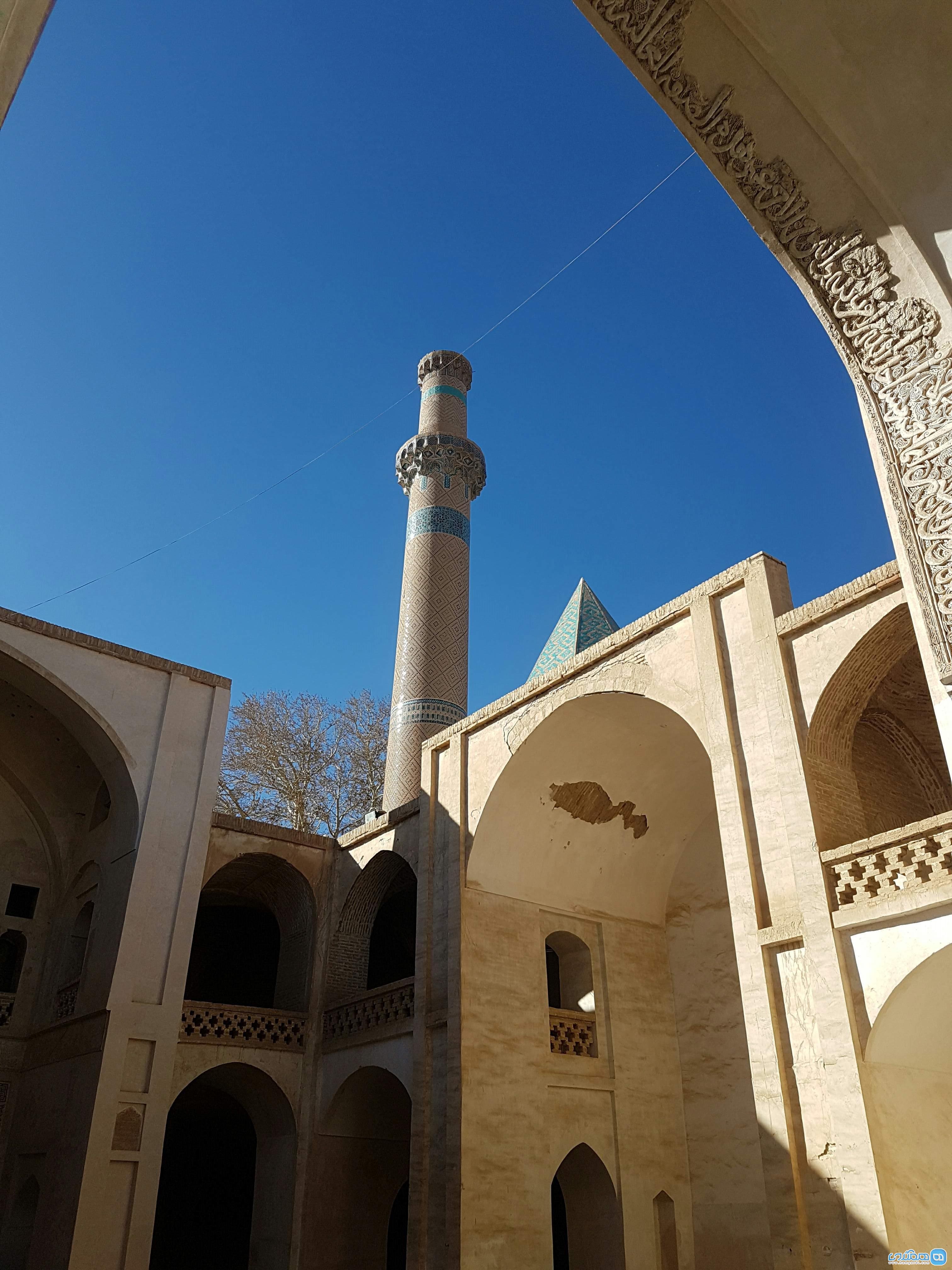 آرامگاه شیخ عبدالصمد نطنزی