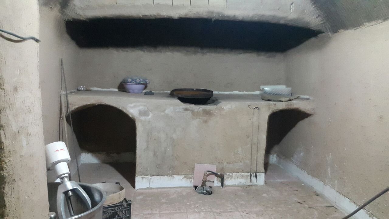 اقامتگاه بوم گردی شاطربمون میبد