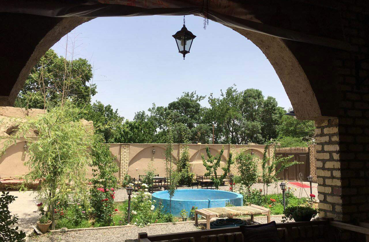 اقامتگاه بوم گردی سرای جواهر نطنز