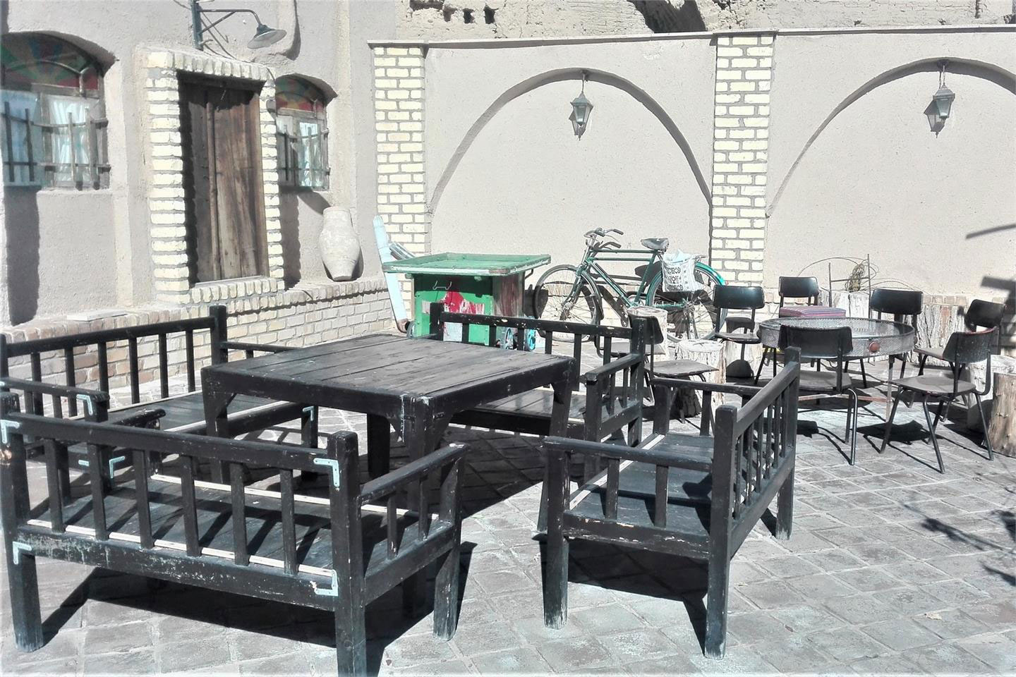 اقامتگاه بوم گردی سرای جواهر نطنز