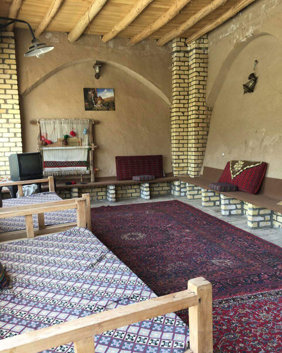 اقامتگاه بوم گردی سرای جواهر نطنز