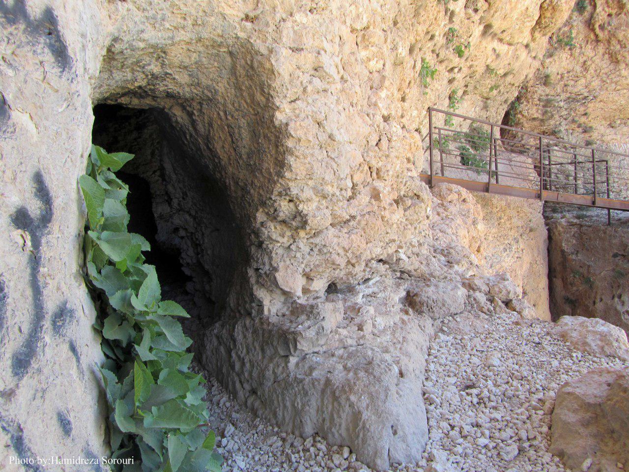 معماری صخره ای بی بی کند