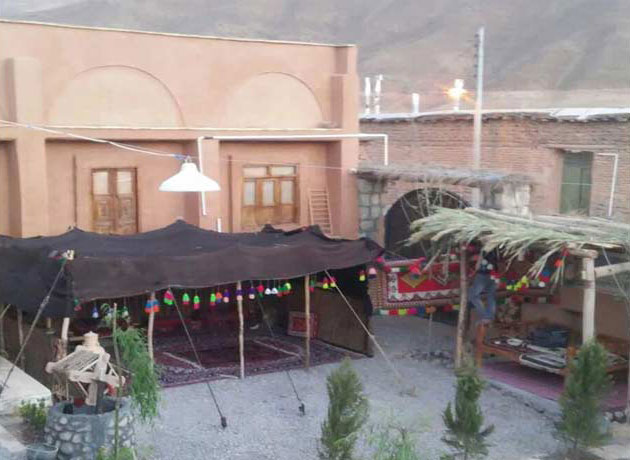 اقامتگاه بوم گردی اشینه سمیرم