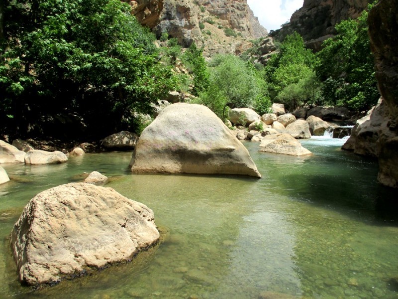 چشمه ناز ونک سمیرم