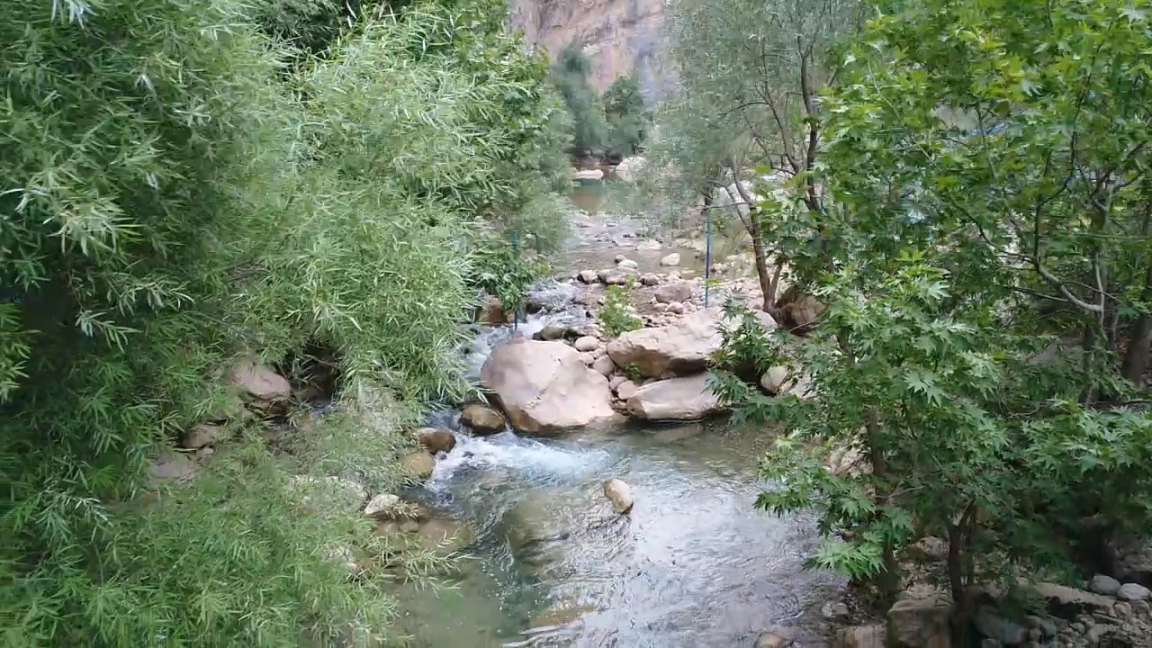 چشمه ناز ونک سمیرم