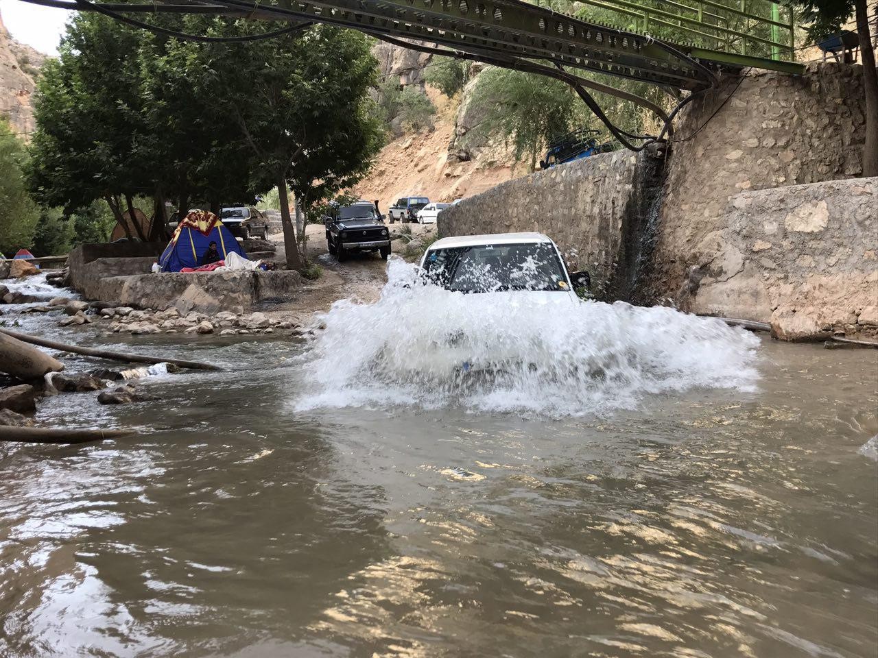 چشمه ناز ونک سمیرم