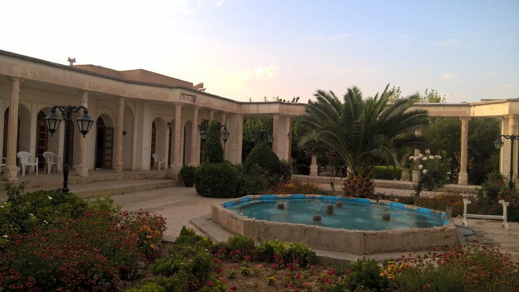 خانه سرتیپ سده ‌ای خمینی شهر