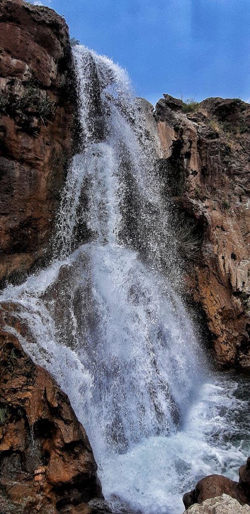 چشمه و آبشار قینرجه تکاب