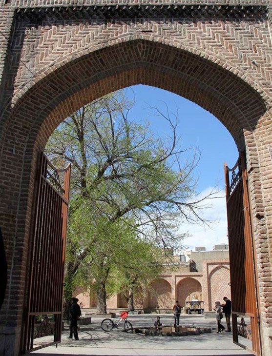 مسجد مطلب خان خوی