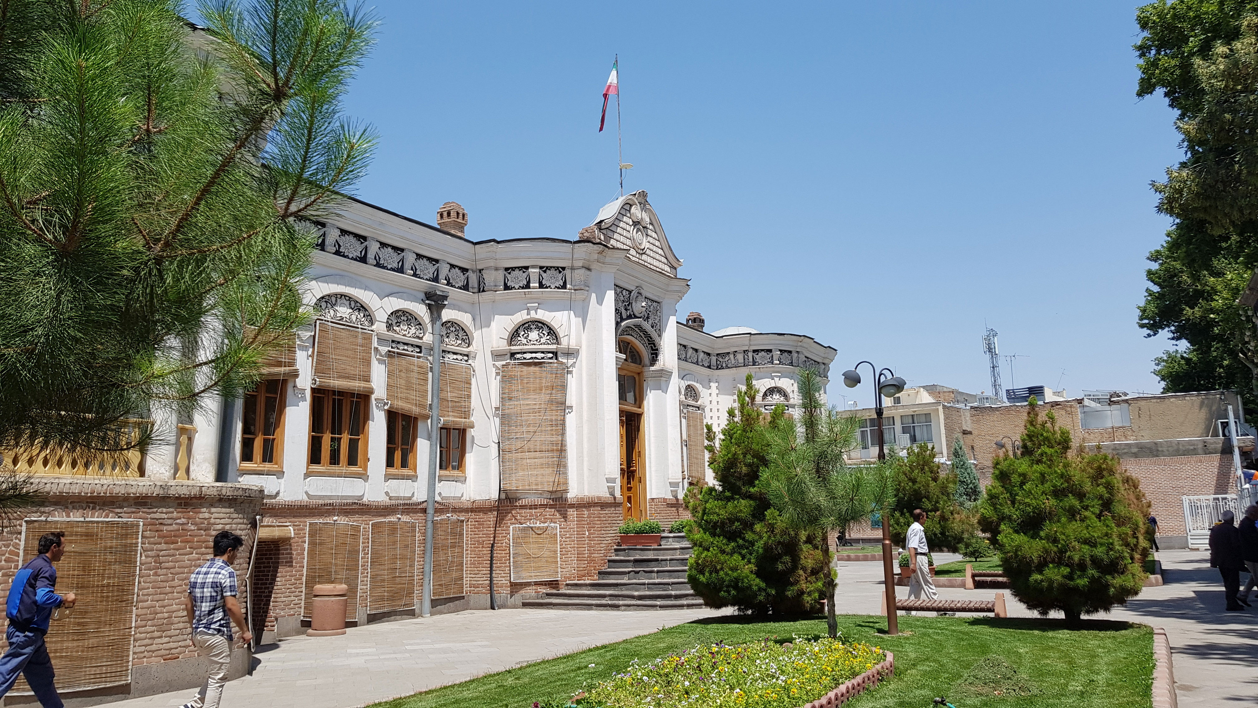 عمارت شهرداری خوی