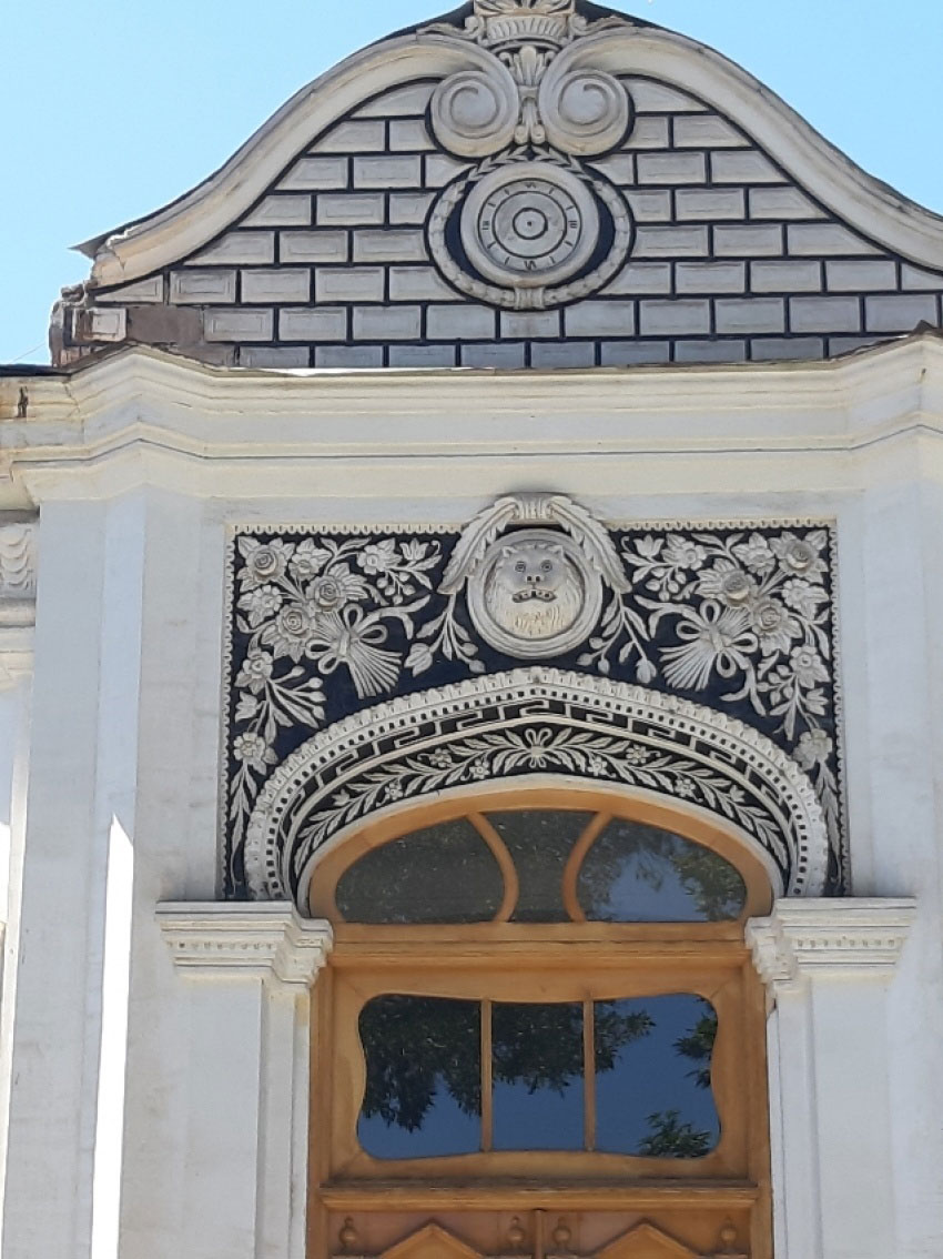 عمارت شهرداری خوی