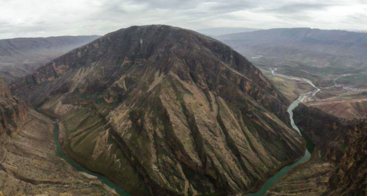 تنگ سازبن سیروان