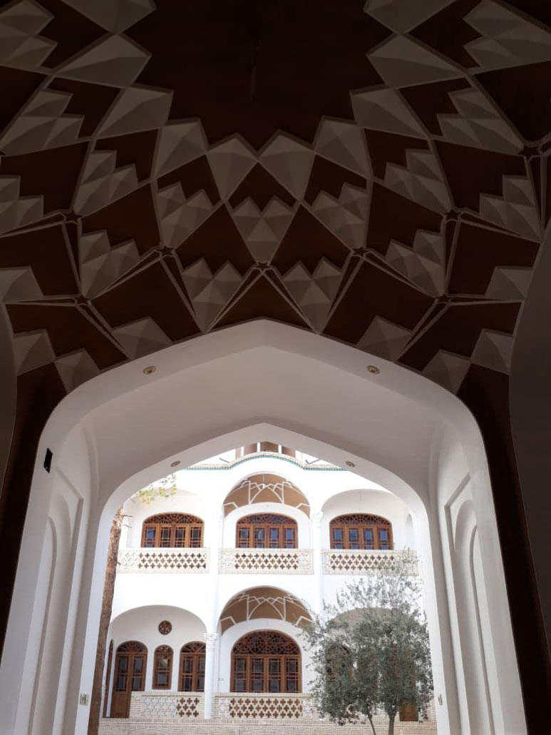 هتل سنتی اطلسی کاشان