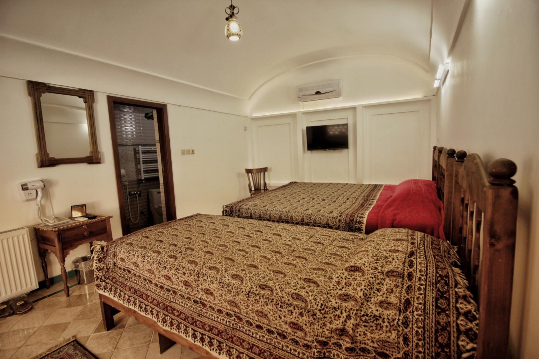 هتل سنتی اطلسی کاشان