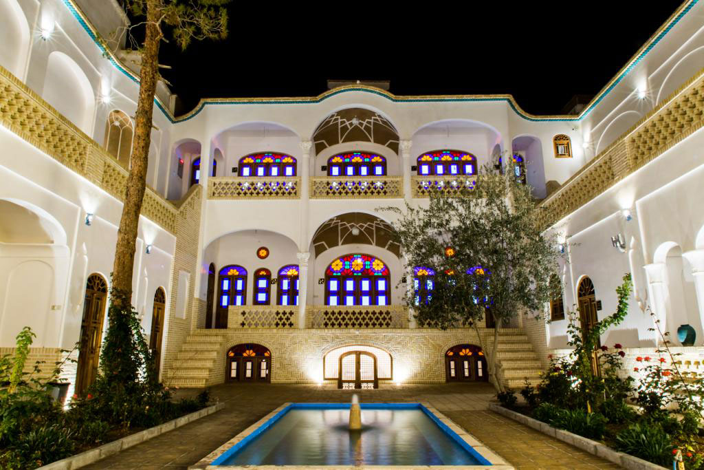 هتل سنتی اطلسی کاشان