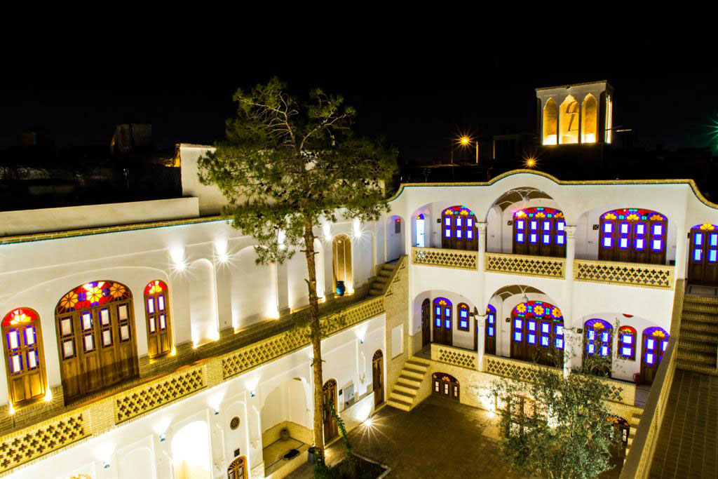 هتل سنتی اطلسی کاشان