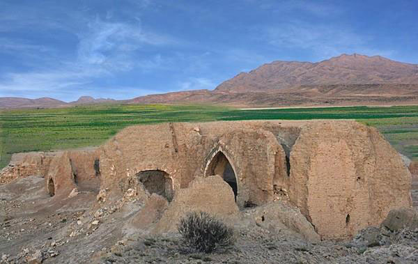 نمونه ای از محوطه باستانی حاجی آباد