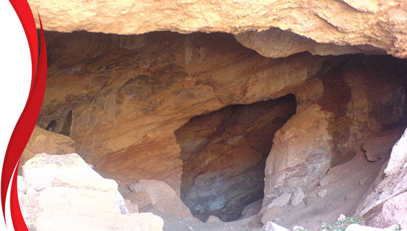 غار اسکندر سعیدآباد