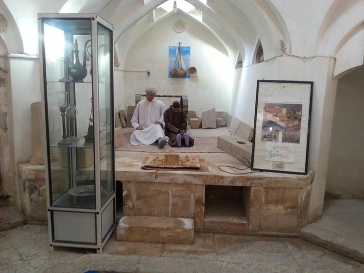 حمام خان بستک