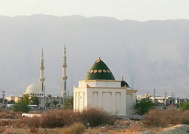 آرامگاه شیح احمد راشد بعد از بازسازی. عکس از محمد بارکار
