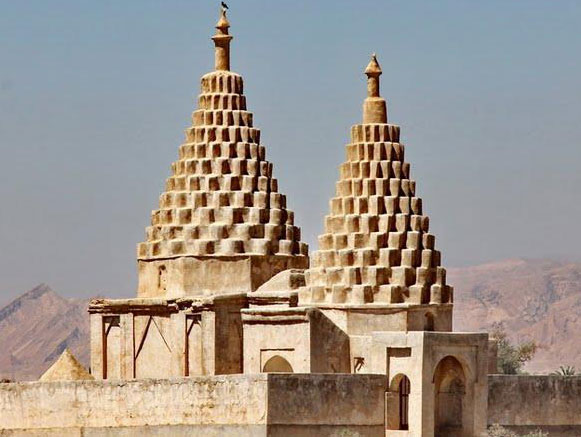 دوگنبدان کوخرد