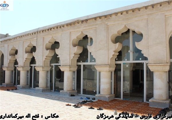 مسجد ملک بن عباس بندرلنگه