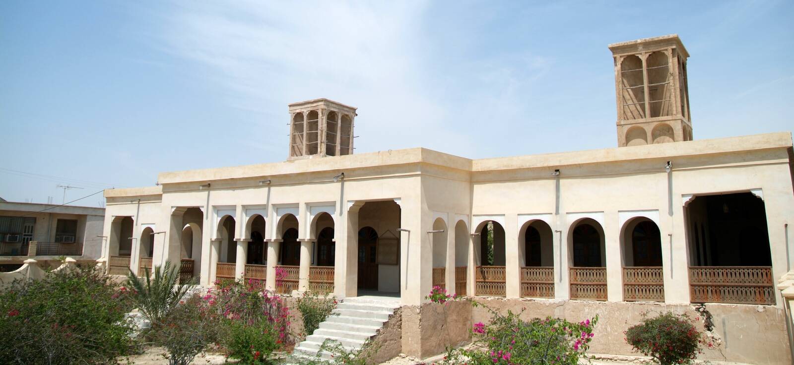خانه فکری بندرلنگه