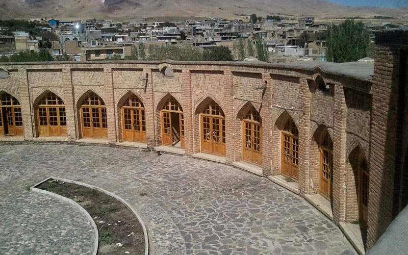 کاروانسرای تاج آباد بهار