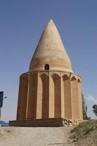 امامزاده اظهر رزن