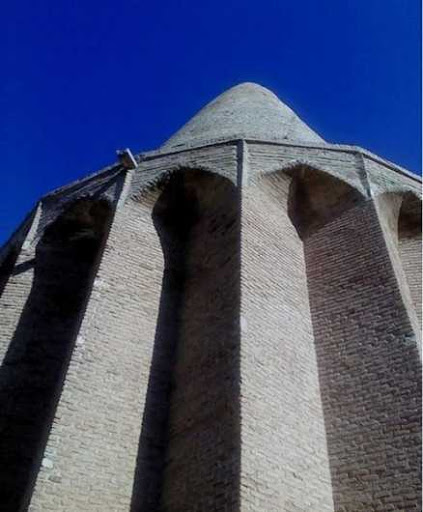 امامزاده اظهر رزن