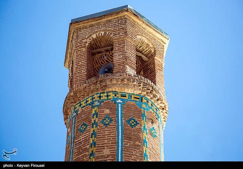 مسجد دومناره سقز