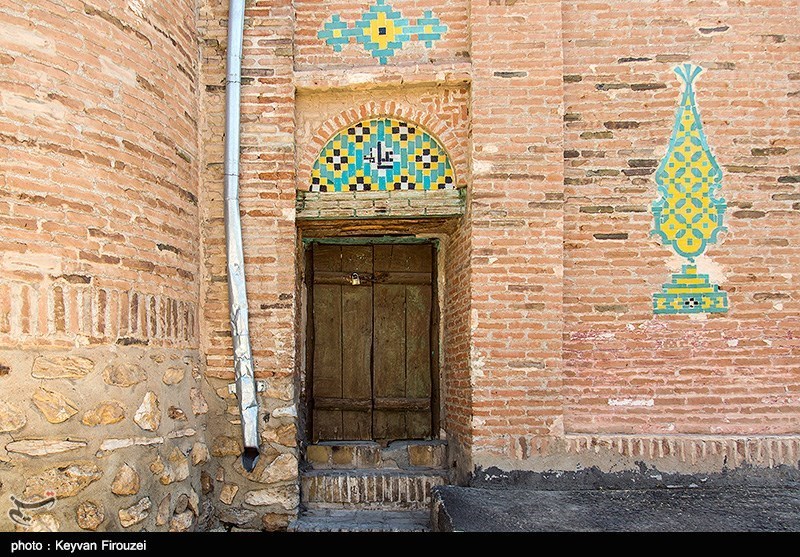 مسجد دومناره سقز