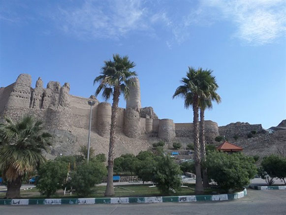 قلعه منوجان
