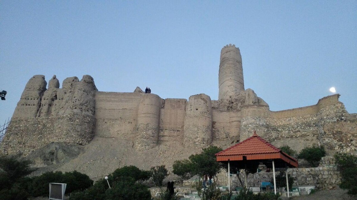 قلعه منوجان گردشگر پذیرترین قلعه ایران