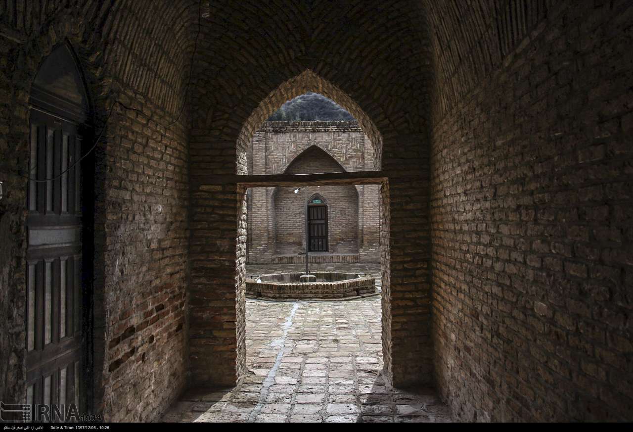 مدرسه کریم ایشان